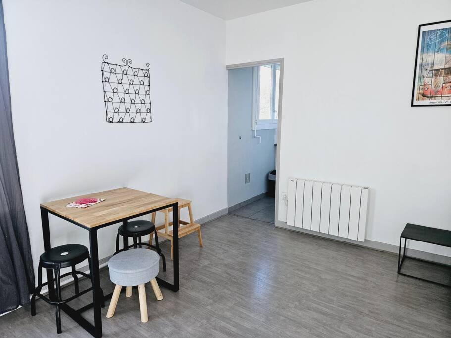 Le Studio De Max - Terrasse Et Parking ヴァランス エクステリア 写真